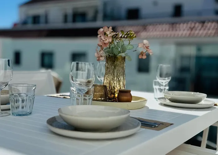 Blue Square Residence *